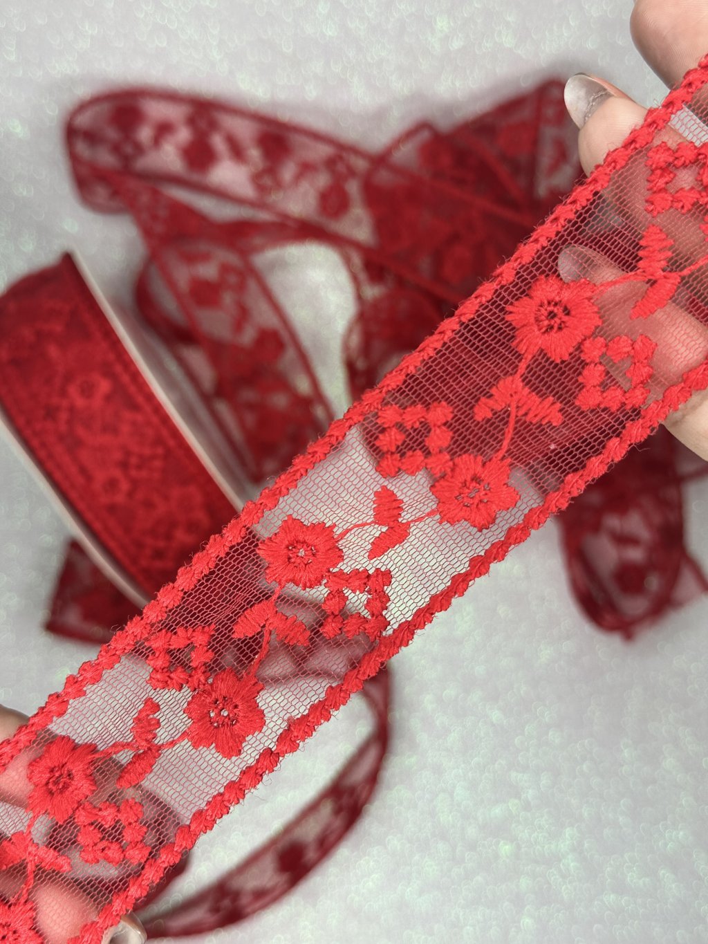 Fita Renda Flor Grande Lomil Ref:50247 VERMELHA 38mm 02mt