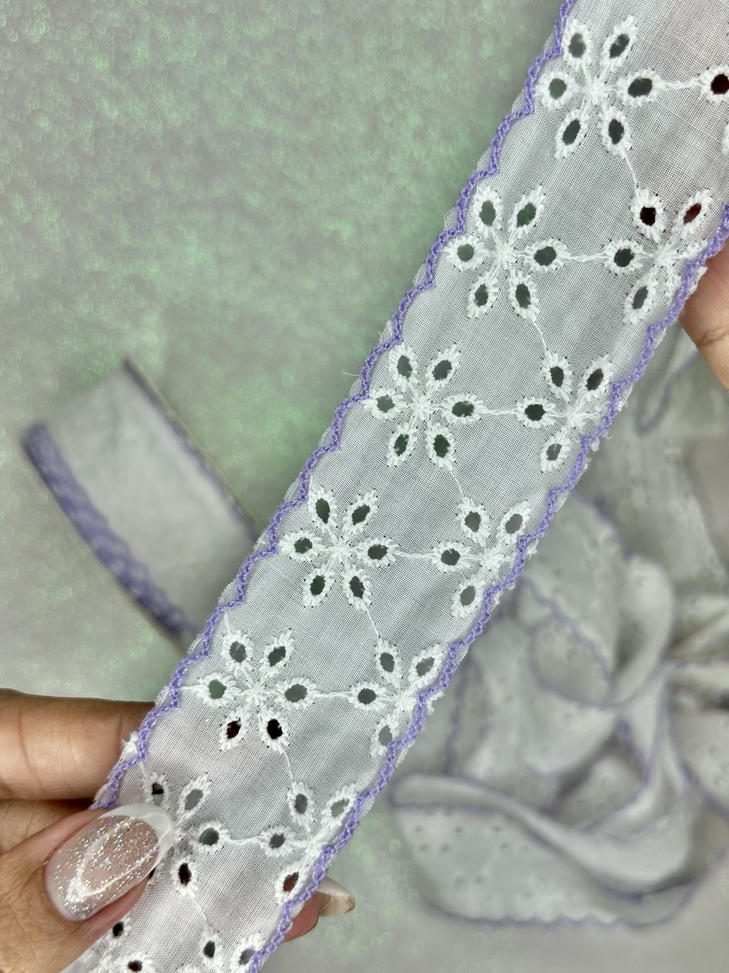 Fita Cambraia Yama Ref:50420 BRANCO/LAVANDA 38mm 02mt