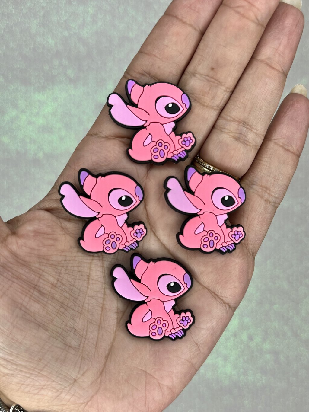 Aplique Emborrachado Stitch(Angel) Sentado Lomil Ref:49883 30mm 02und