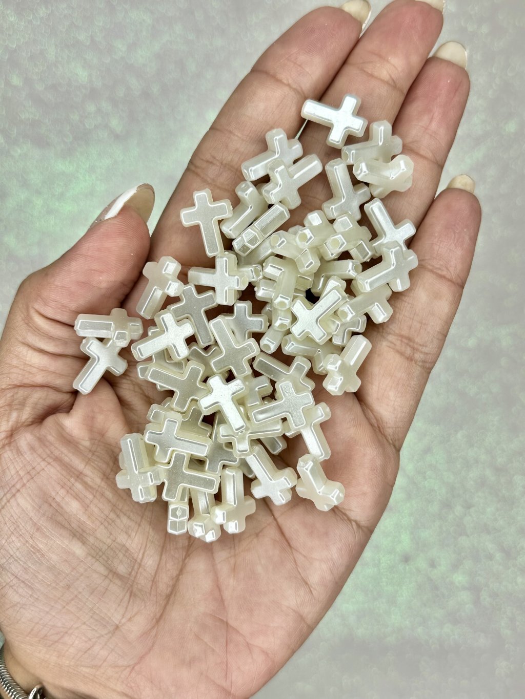 Passante Cruz Perolada LImport Ref:50543 12x16mm 20g