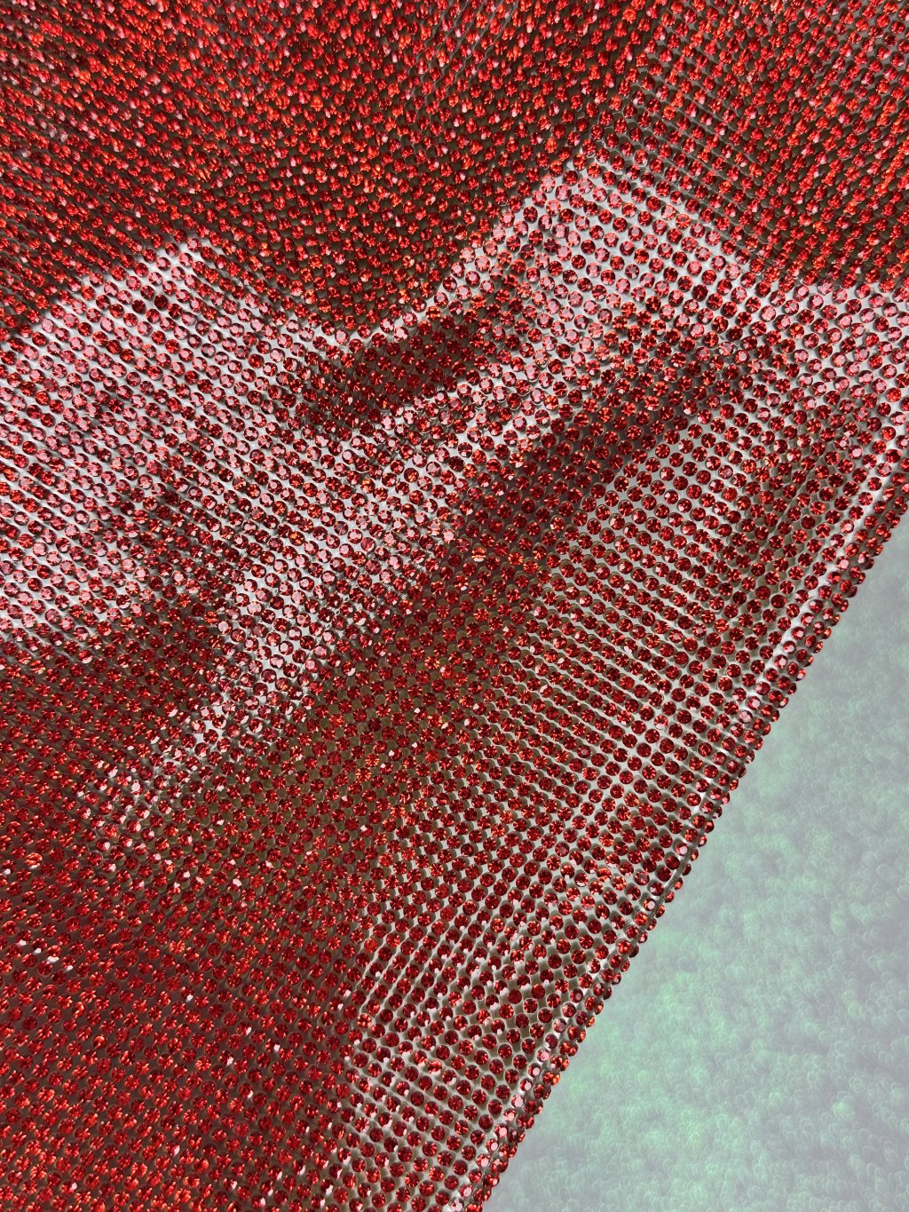 Micro Manta Strass Lomil 2mm VERMELHO