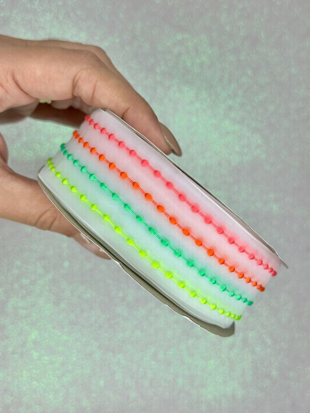 Fita Organza Listra Pespontada Mili Multicor Neon38mm 03mt