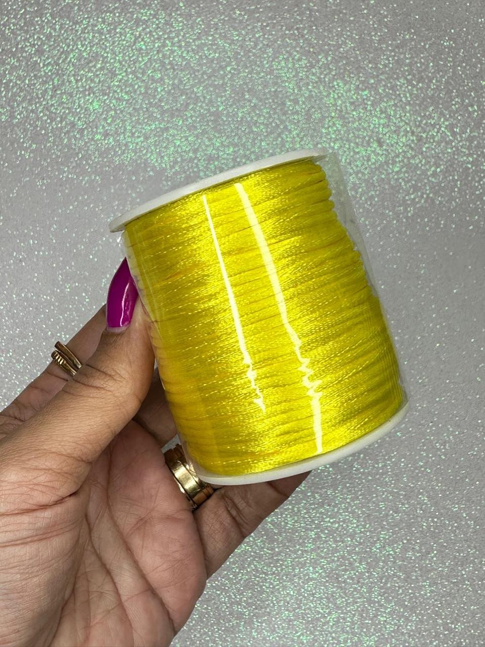 Rabo de rato cetim Yama Cor645-AMARELO CANÁRIO 2mm 50mt