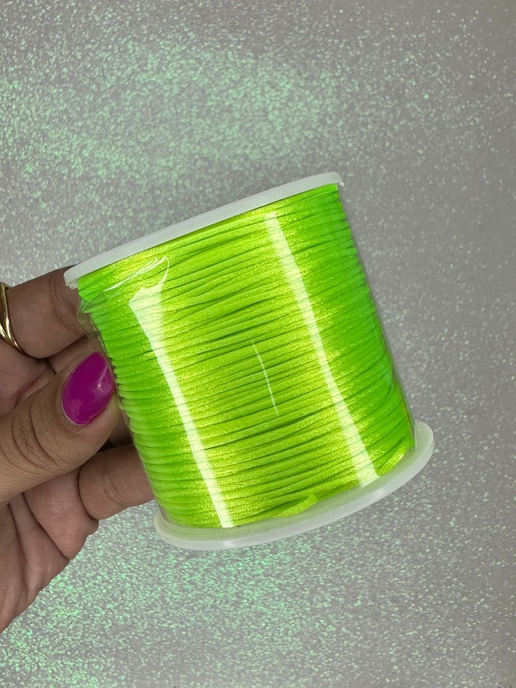 Rabo de rato cetim Yama Cor640-VERDE NEON 1mm 100mt