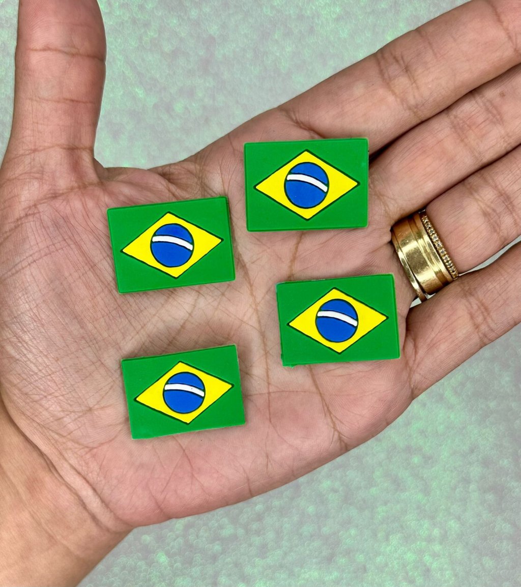 Aplique Emborrachado Bandeira Brasil Ref:50945 28x19mm 02und