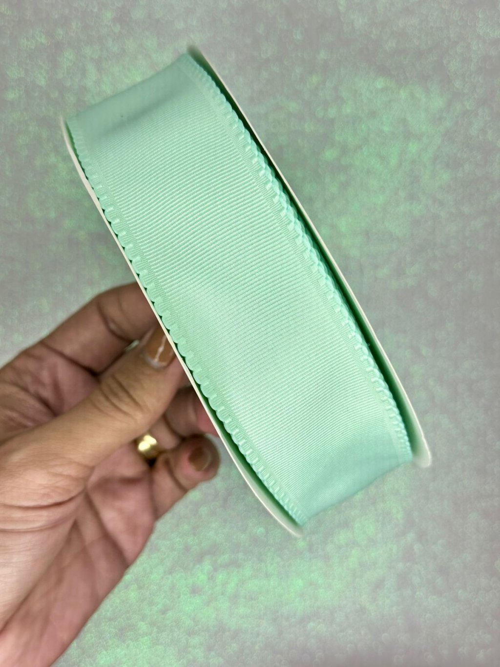 Fita Gorgurão Borda Trabalhada Mili Cor513-VERDE MENTA 38mm 02mt