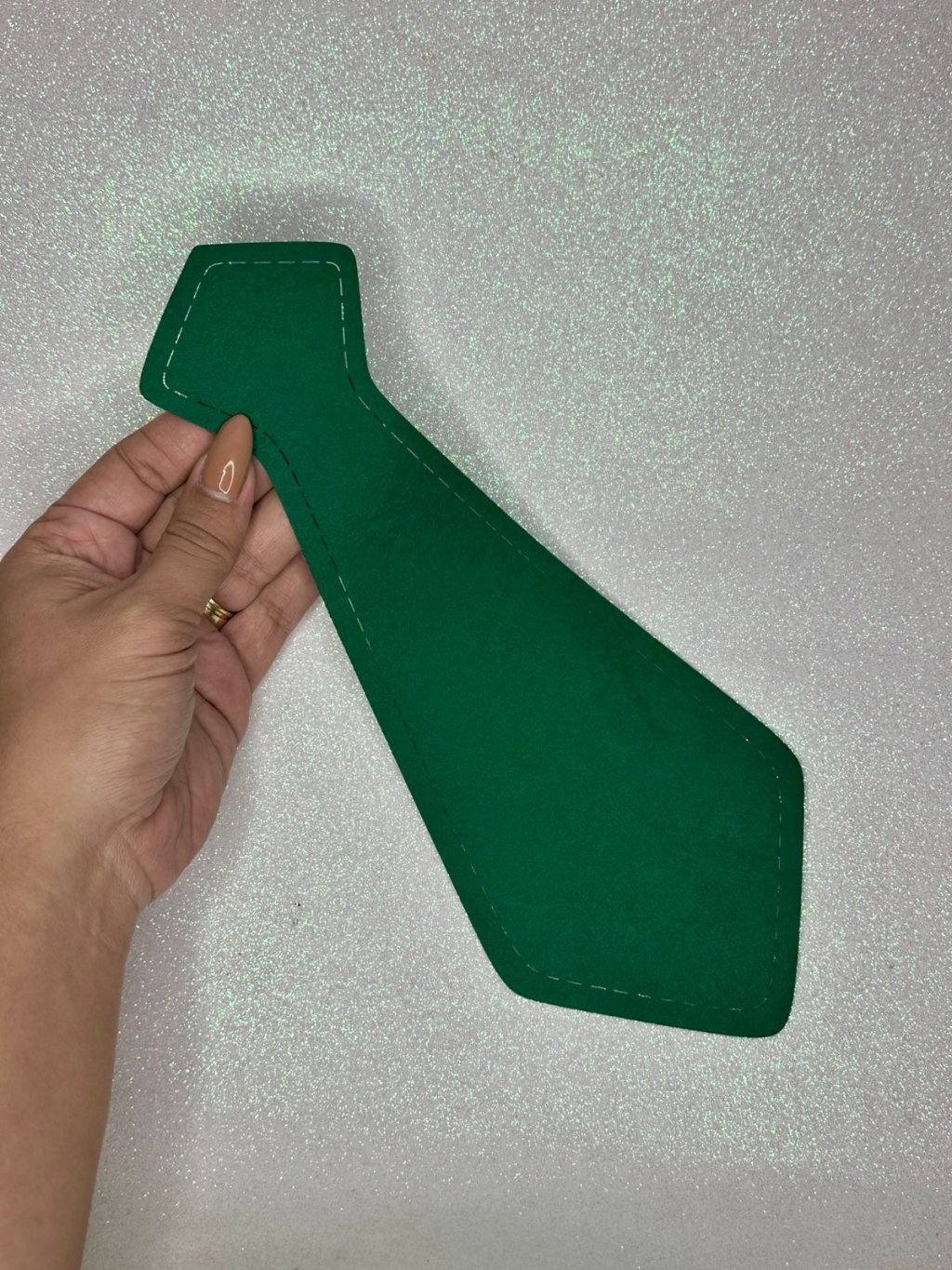 Gravata Feltro Ref:33321 VERDE BANDEIRA 10,5 x 26,5cm unidade