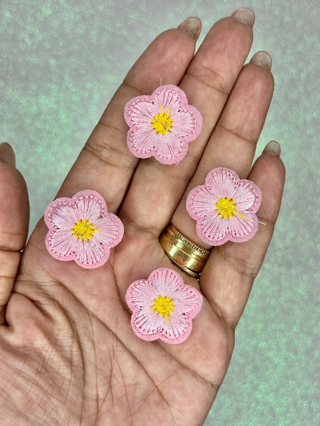 Aplique Flor Bordada Miolo Ref:33472 Lomil ROSA CLARO 25mm 04Und
