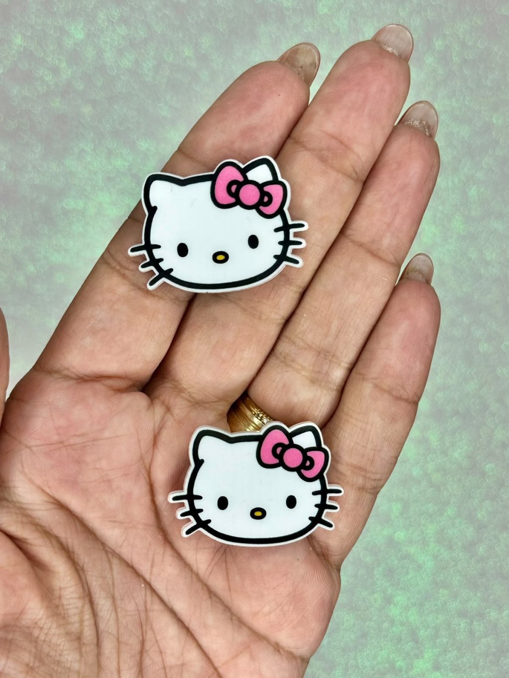 Aplique Acrílico Hello Kitty (Cabeça) Mili Ref:33465 ROSA CLARO 25mm 02und