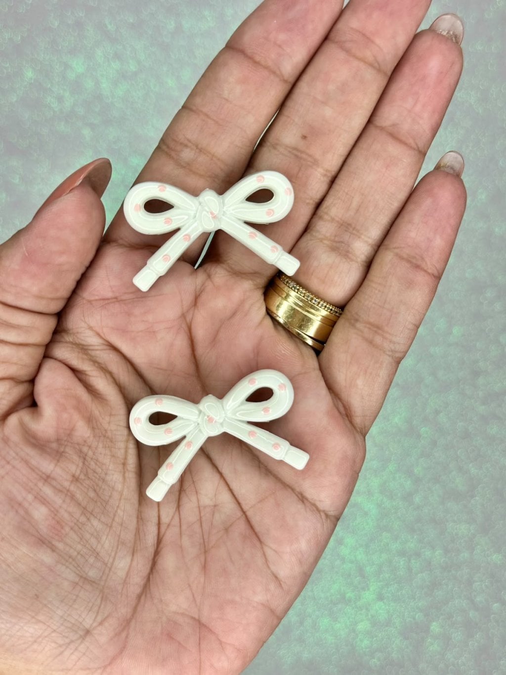 Aplique Laço Poá Resina Mili Ref:33462 BRANCO 37mm 02und