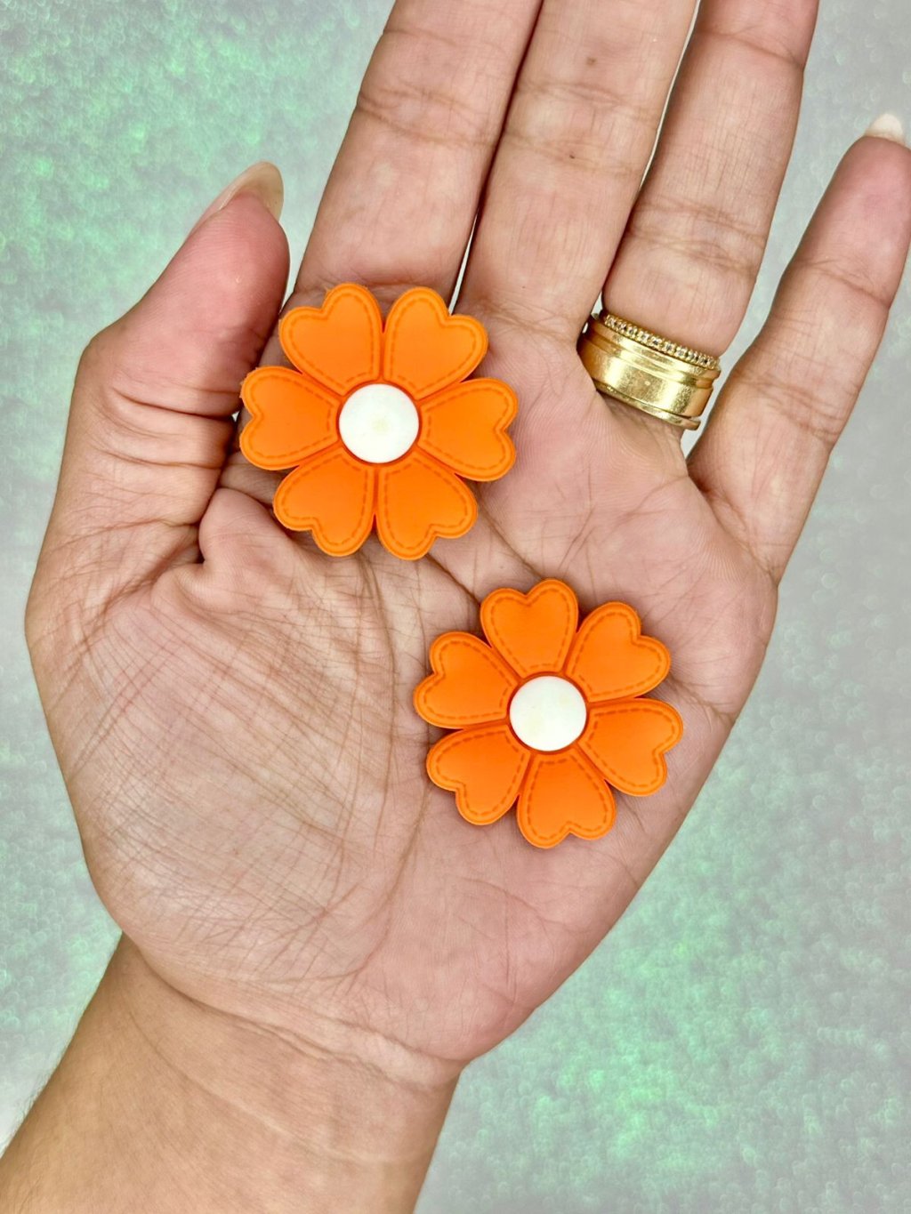 Aplique Emborrachado Flor Pesponto G Mili Ref:32721 LARANJA/BRANCO 37mm 02und