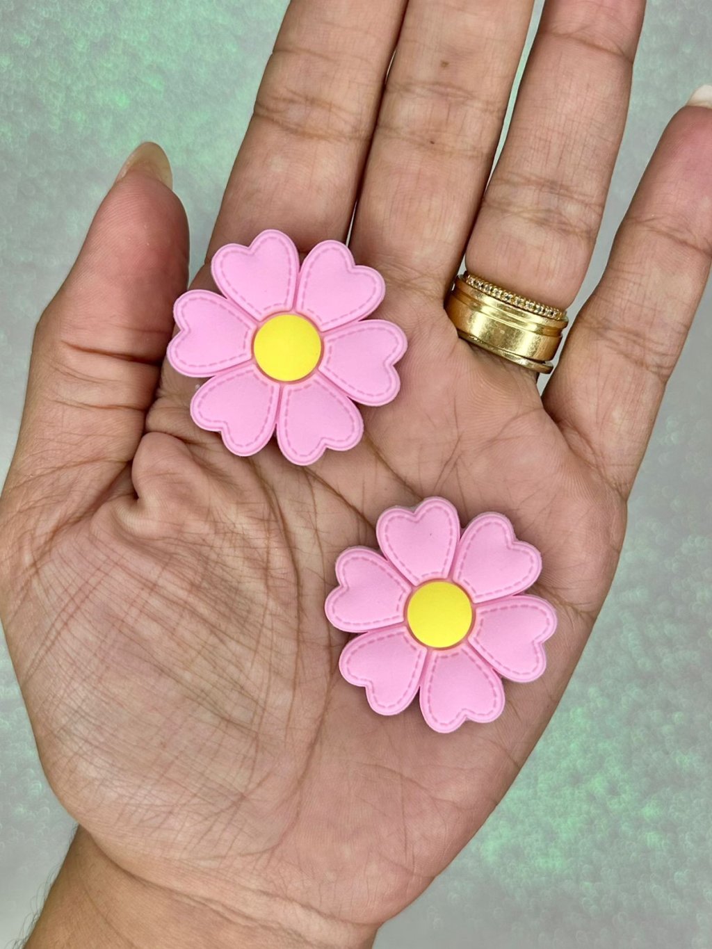 Aplique Emborrachado Flor Pesponto G Mili Ref:32721 ROSA/AMARELO 37mm 02und