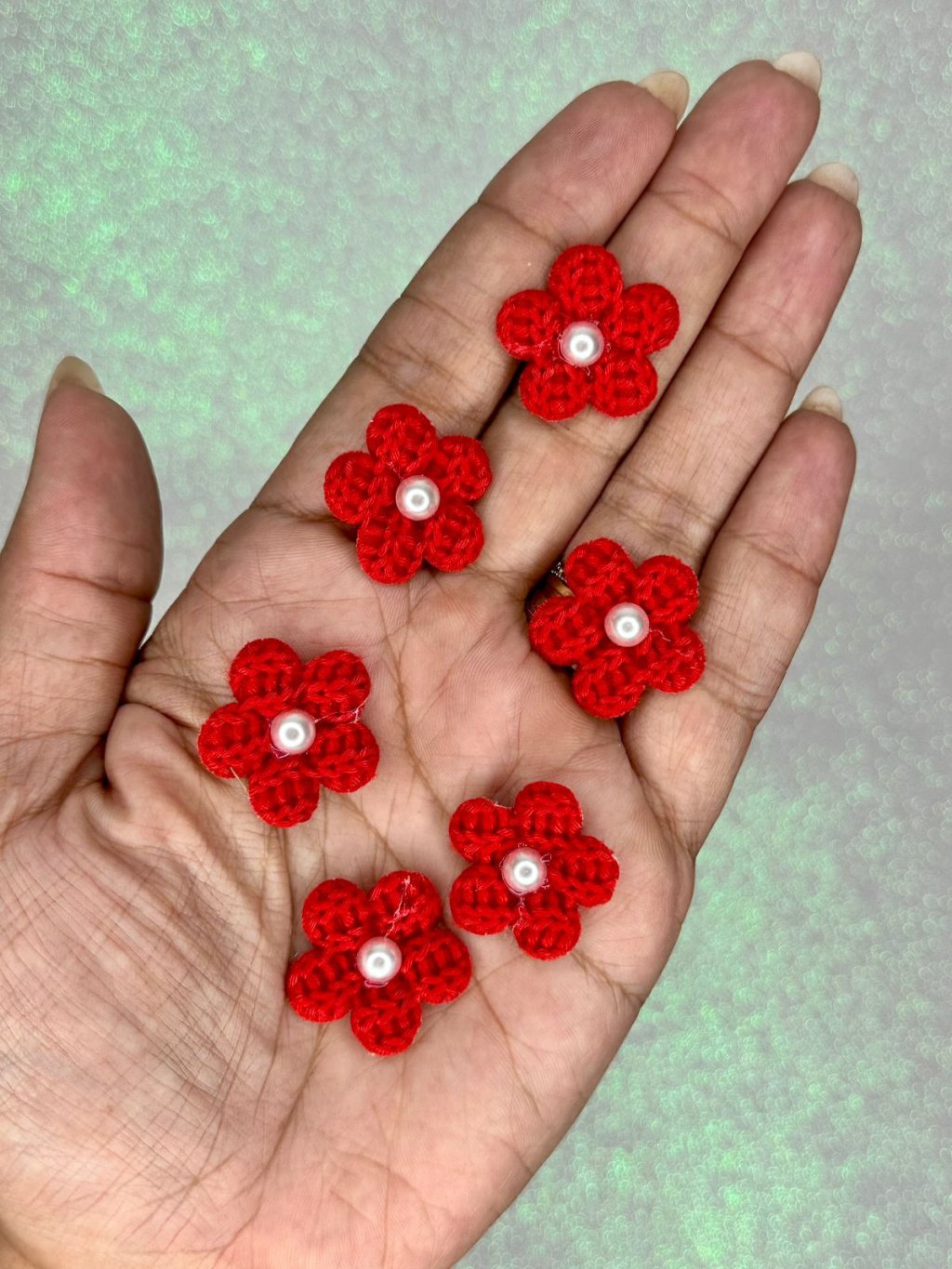 Aplique Flor Tricô com Pérola Mili Ref:33701 VERMELHO 25mm 06und