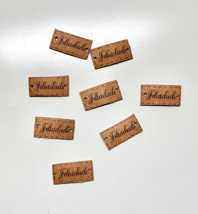 Etiqueta Courino FELICIDADE Marrom 30mm 06und