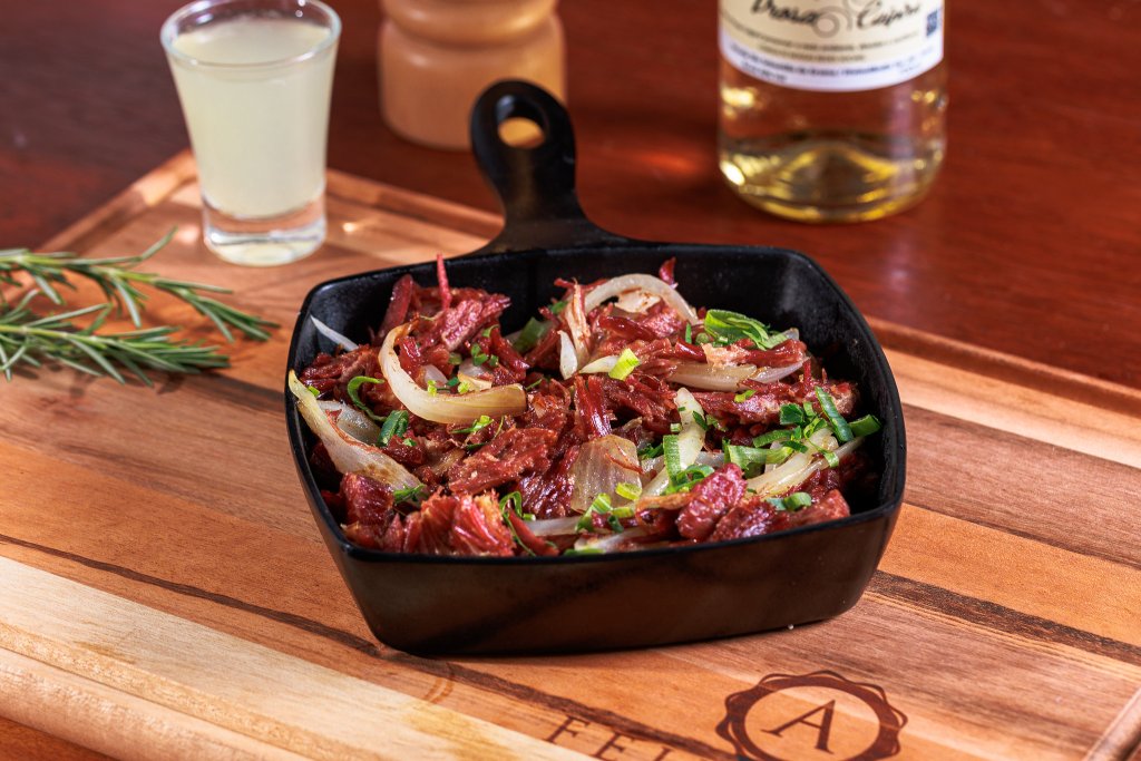 Carne seca na manteiga de garrafa
