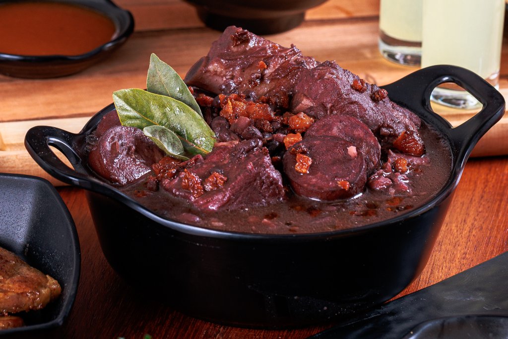 Feijoada Sem Acompanhamentos- 700 Gramas 