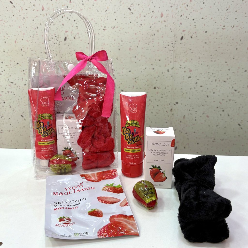 Kit Skin Care Cheirinho de Morango + Sacola 