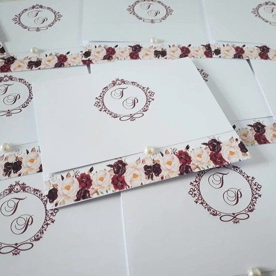 Convite de Casamento (Mini - 16) Floral Marsala Brasão