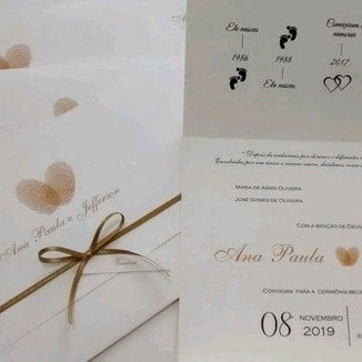 Convite de Casamento (Premium - 08) Dourado Coração