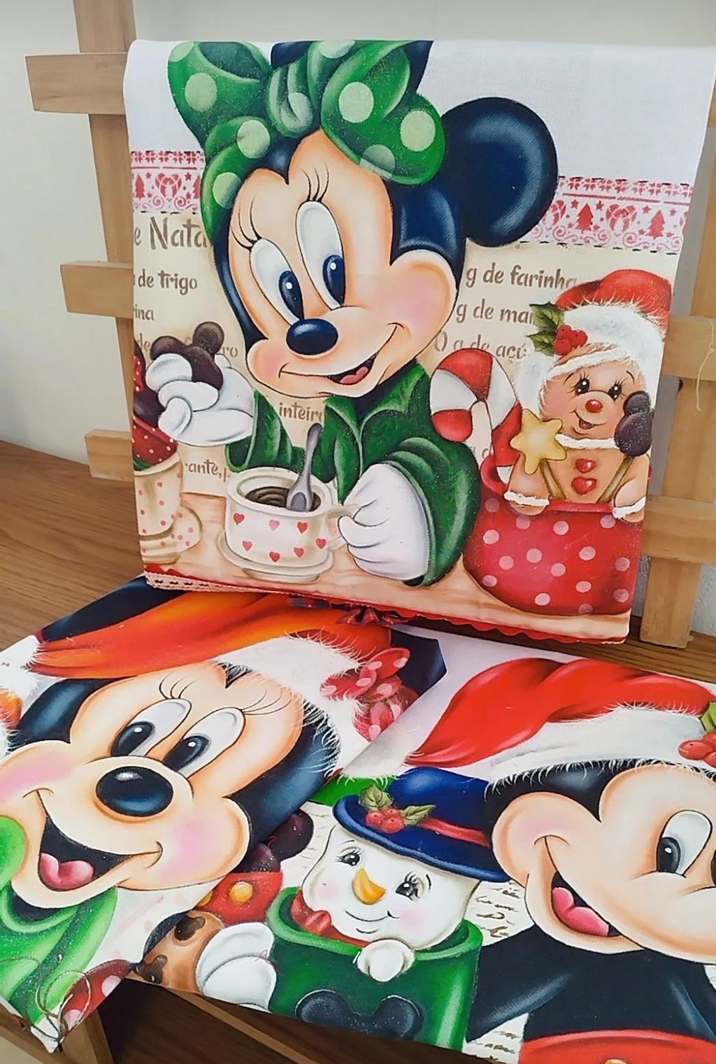 Combo minei e Mickey no natal. Projetos para panos de copa