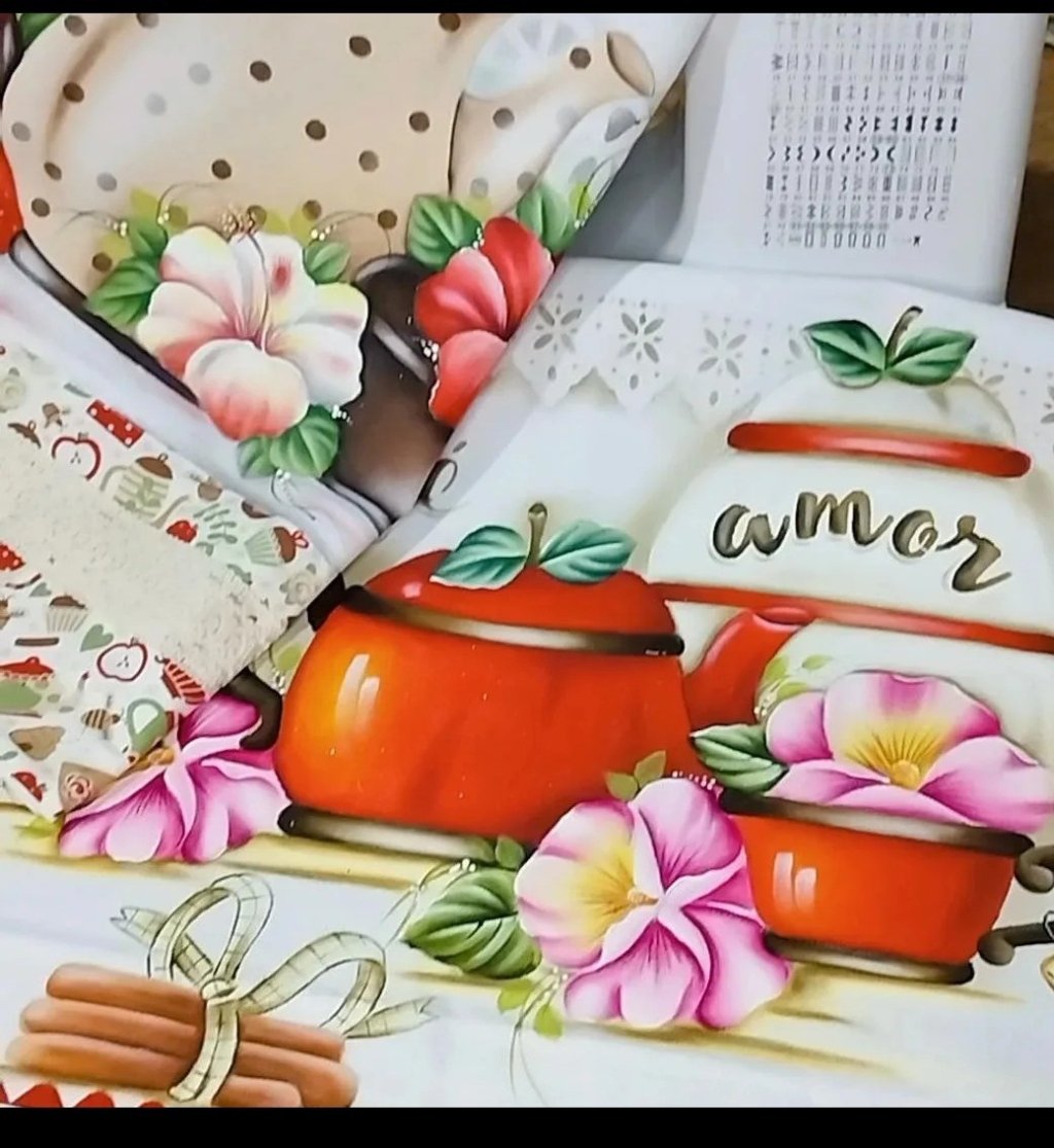 Bule maçãzinha e bule com papolas