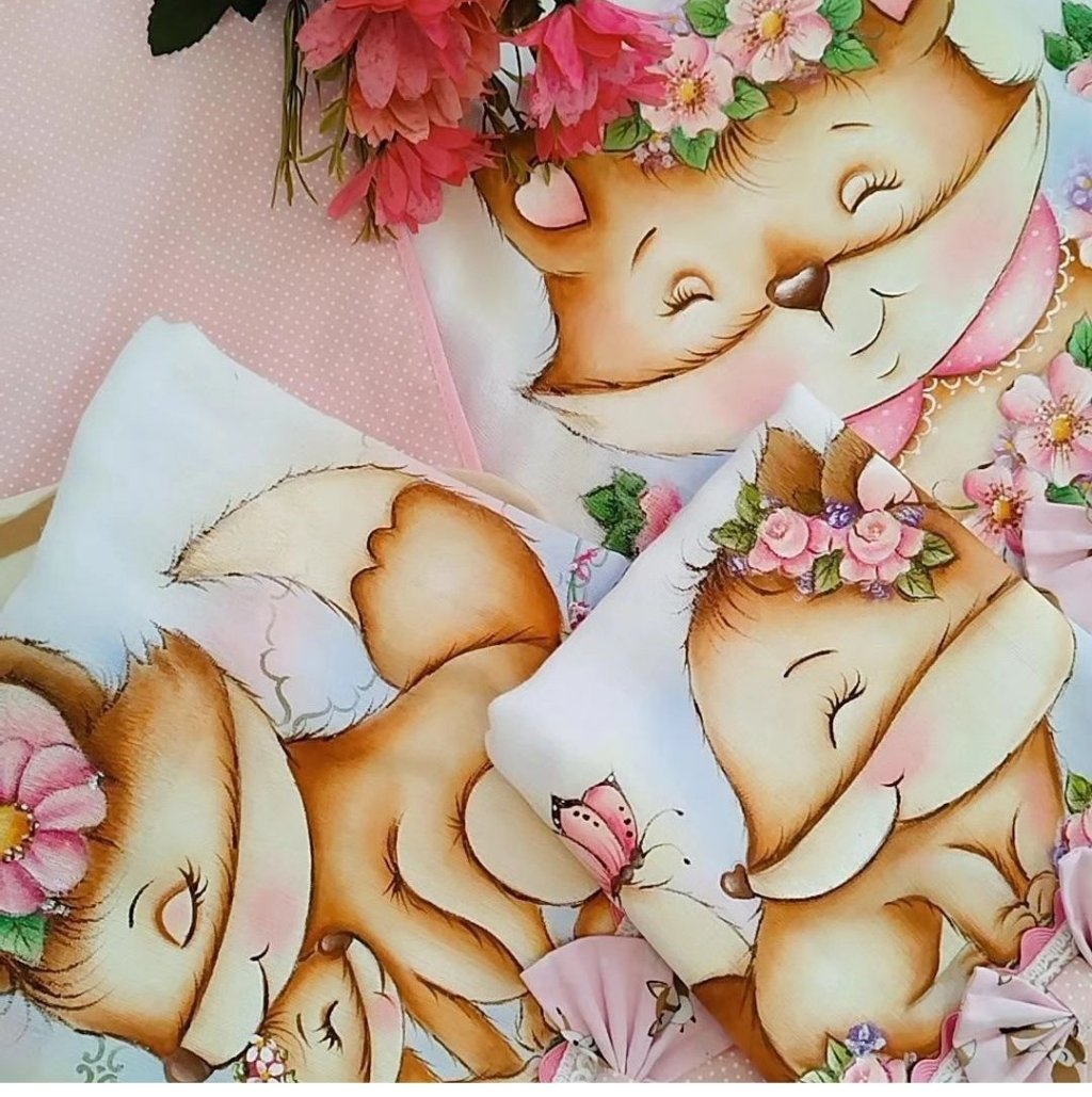 Raposinhas no jardim 