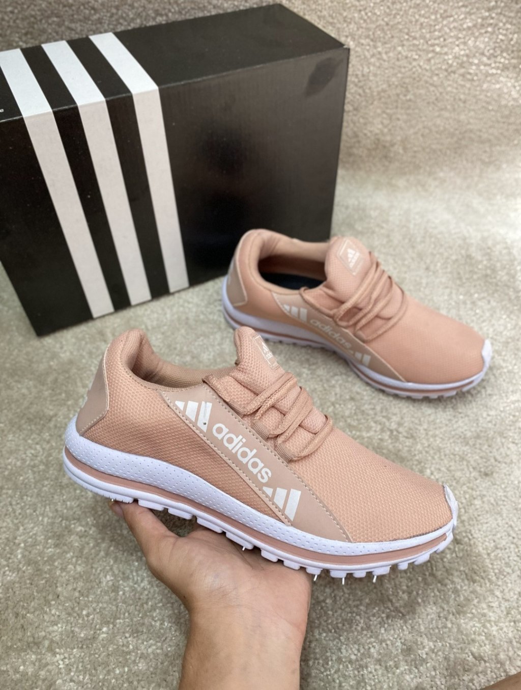 Adidas promoção cadarço opcional 