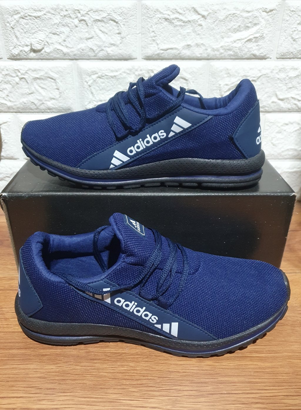 Adidas promoção  cadarço opcional