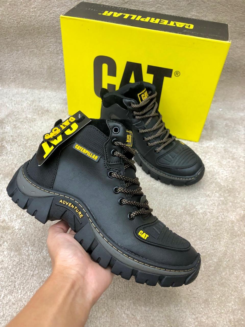 Caterpillar motoqueiro 