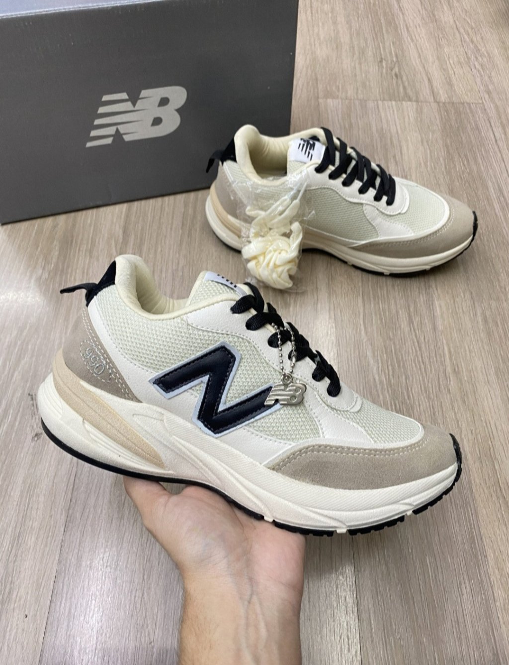New balance 990