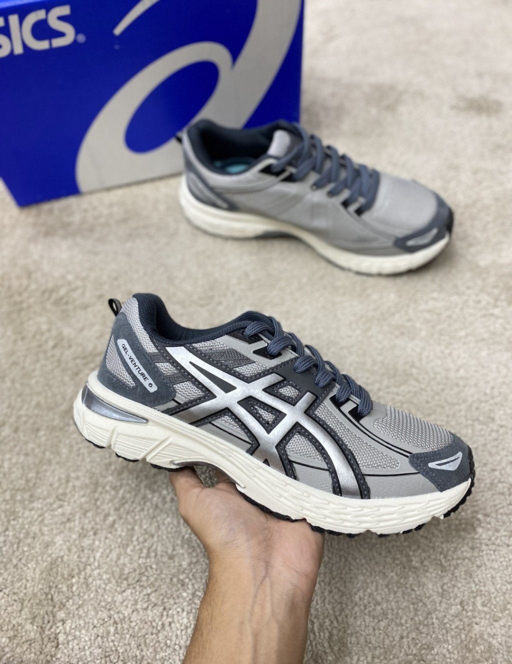 Asics gel-venture 6