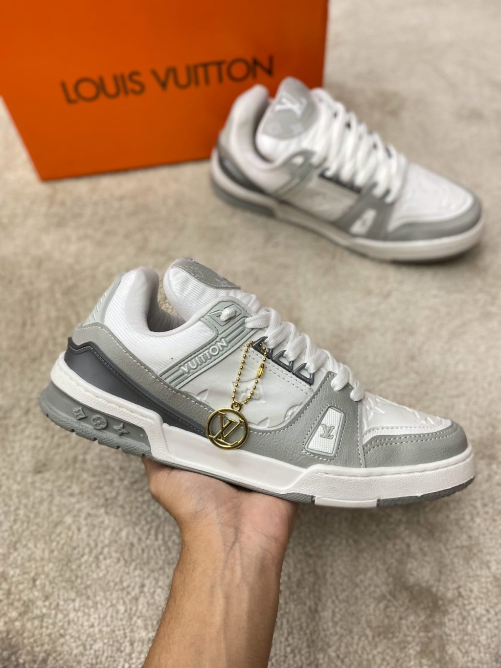 Louis vuitton running