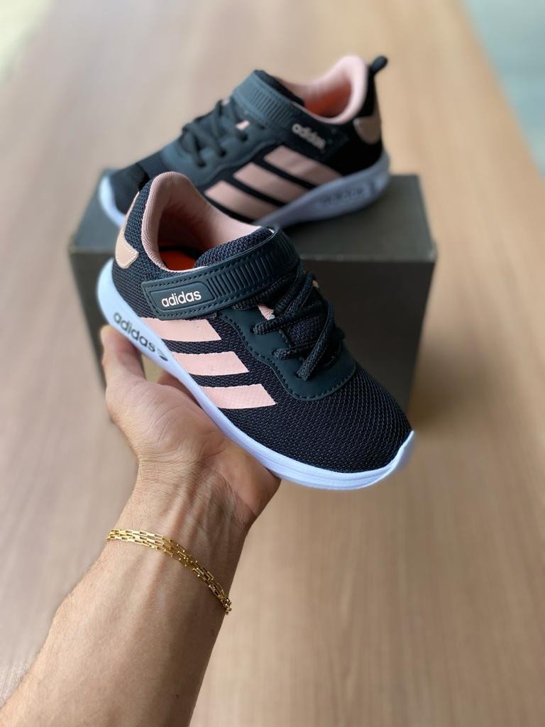 Adidas esportivo velcro infantil 