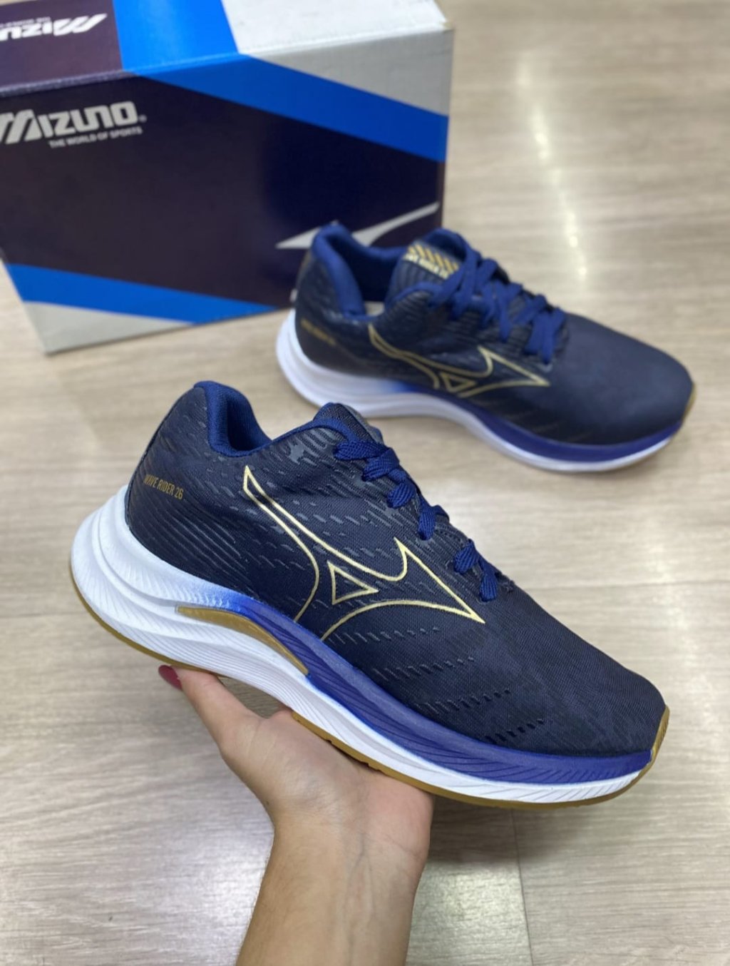 Mizuno wave Rider 26
