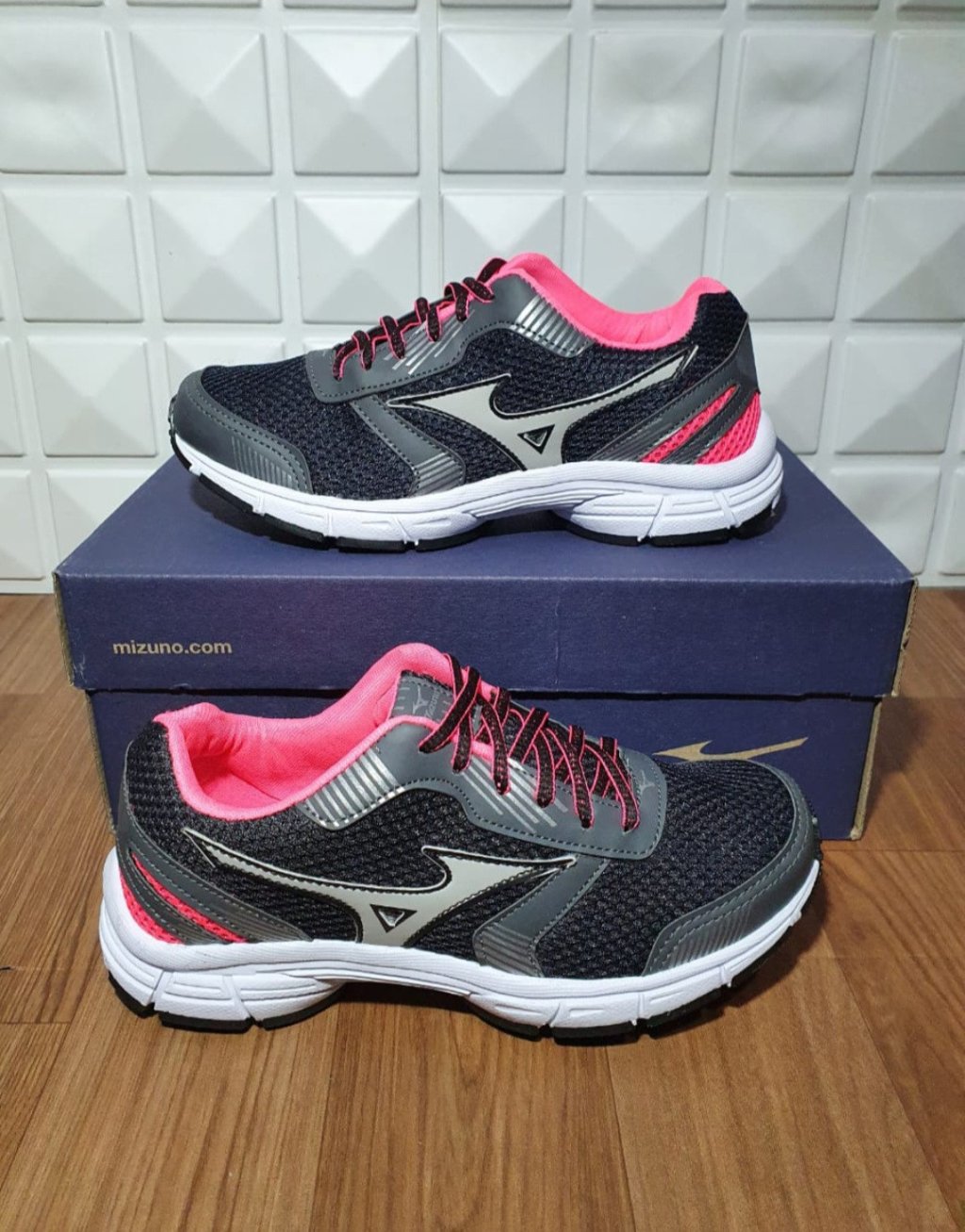 Mizuno S