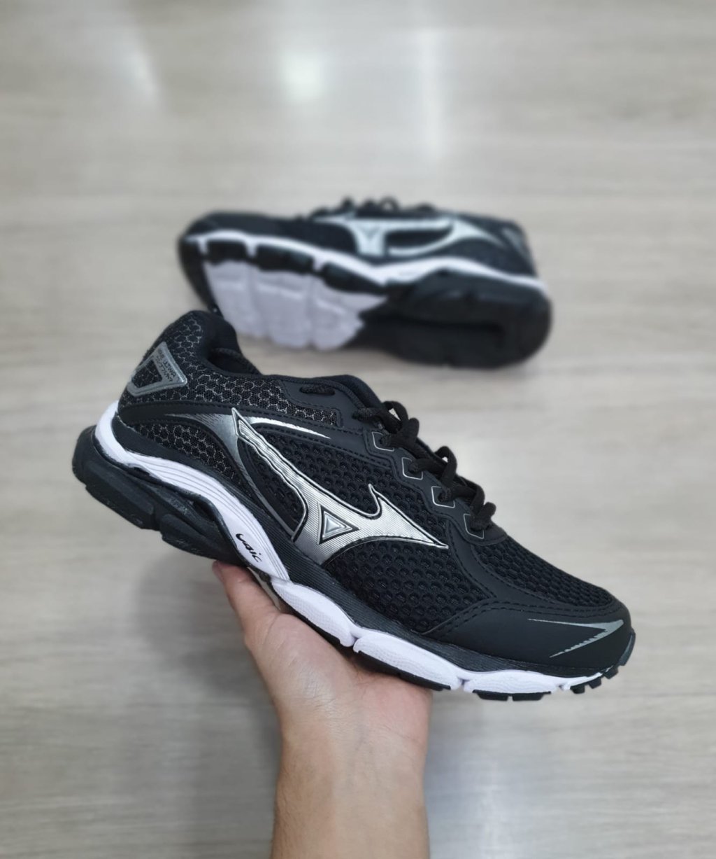 Mizuno ultima 7