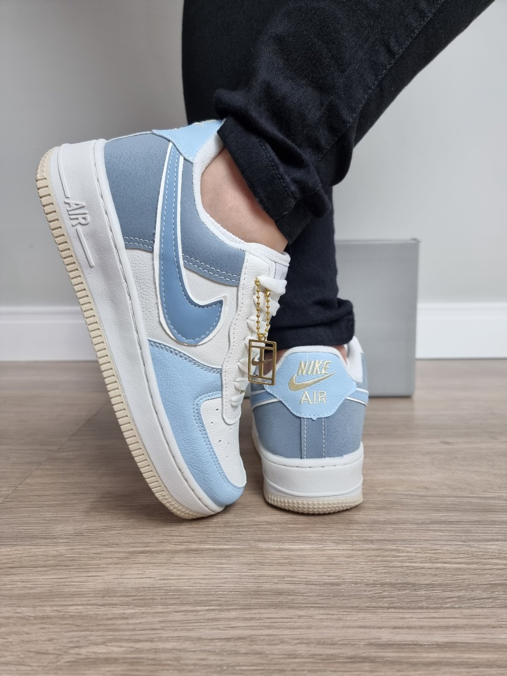 Nike Air force pingente 