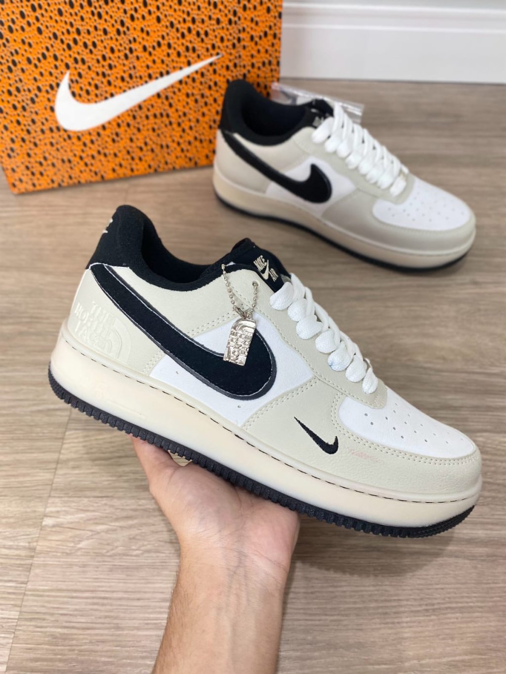 Nike Air force logo camurça 