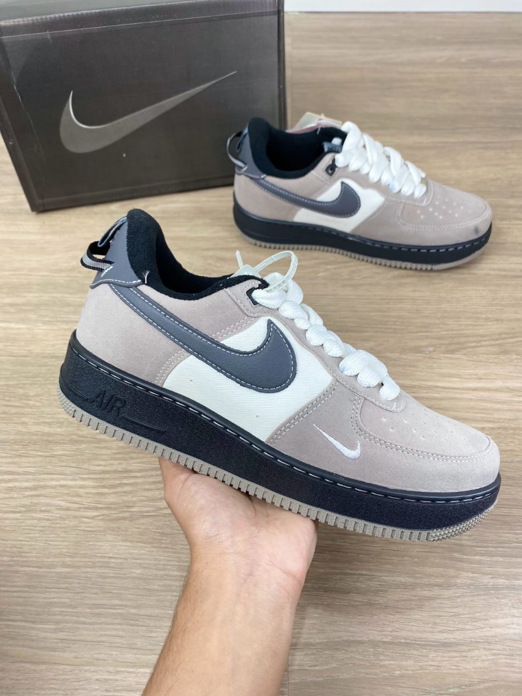 Nike Air force camurça logo couro 