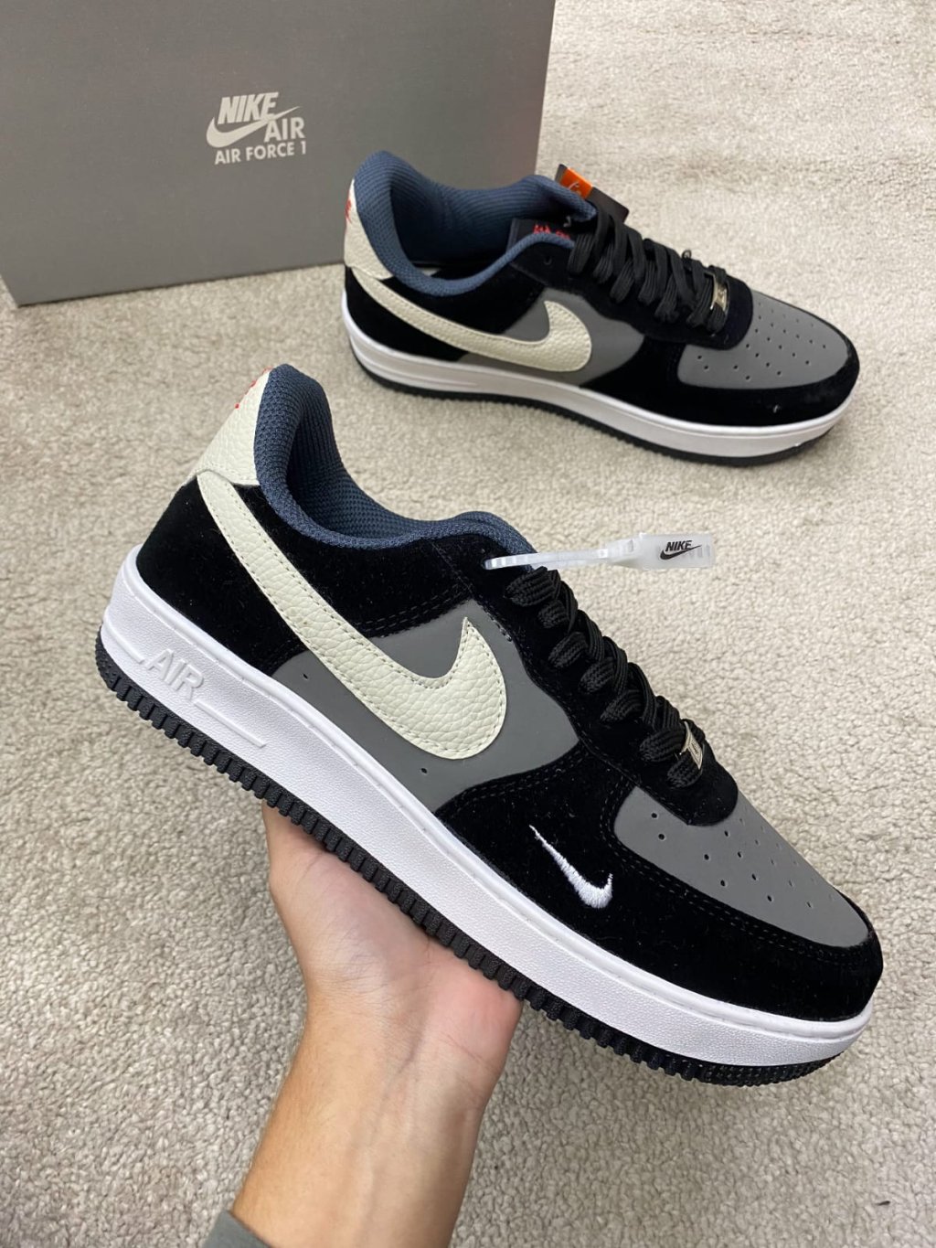 Nike Air Force 1 '07