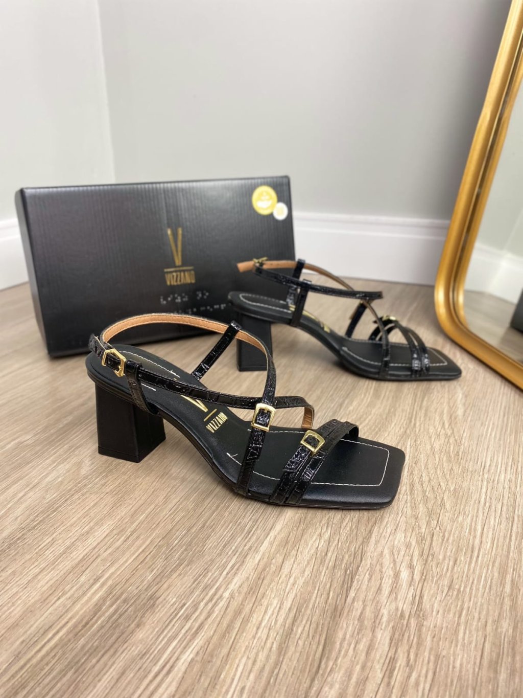 Salto 7cm fivelinhas Vizzano