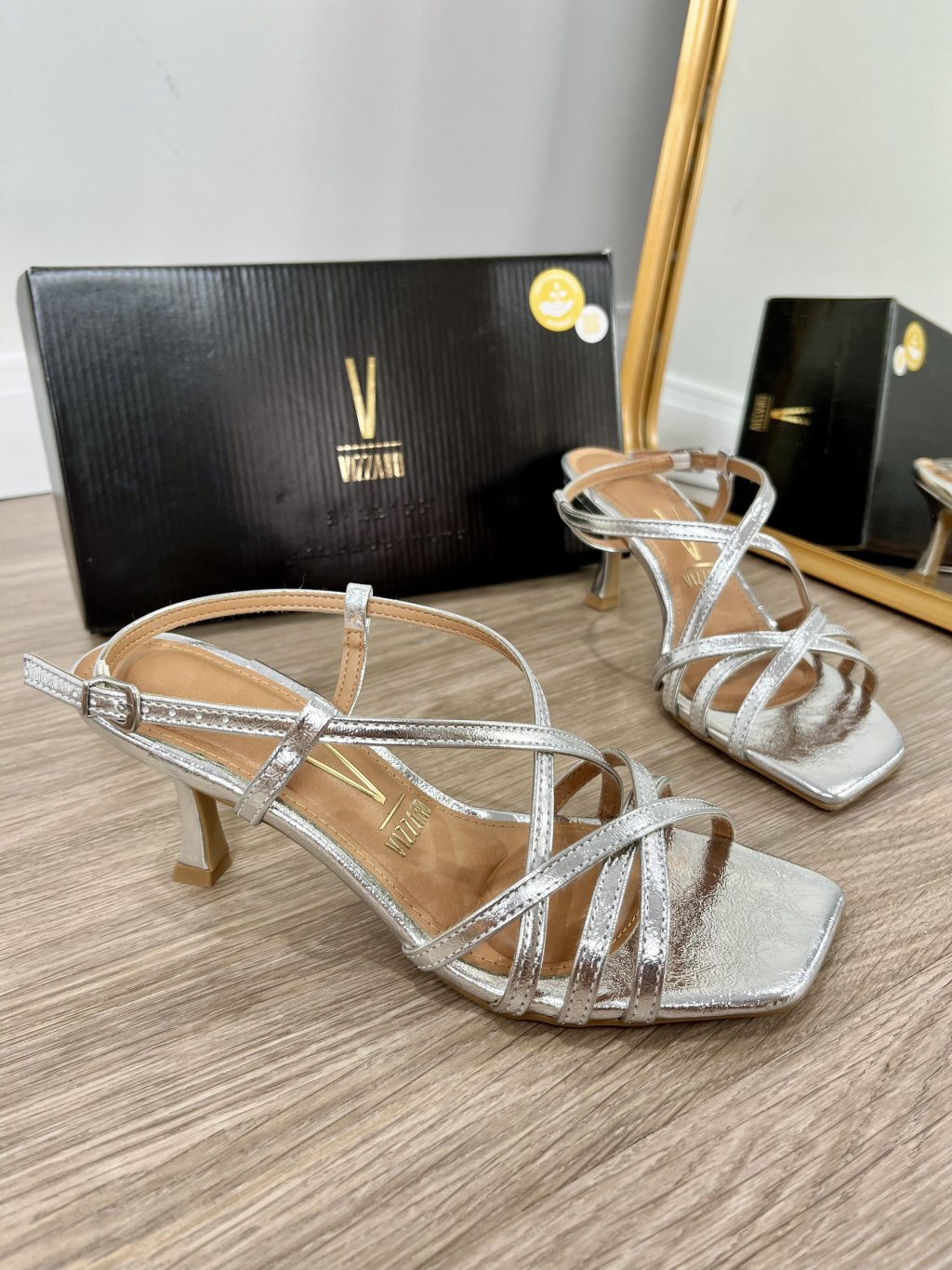 Salto Vizzano tiras em X