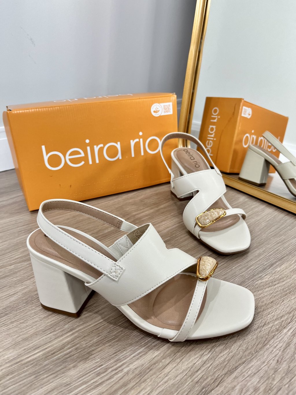Salto beira rio, pedra dedal, tira com elástico 