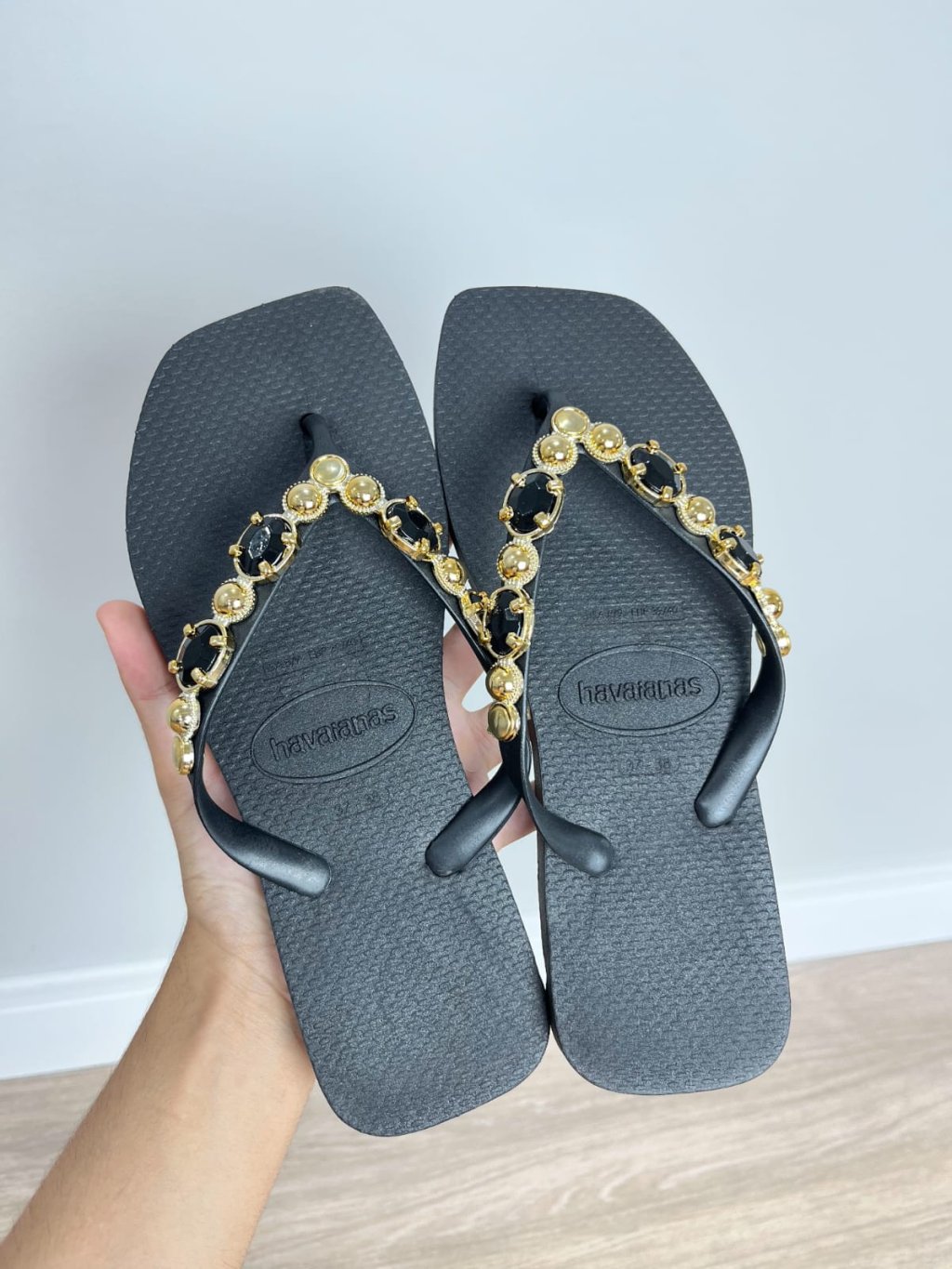 Chinelo feminino corrente preto