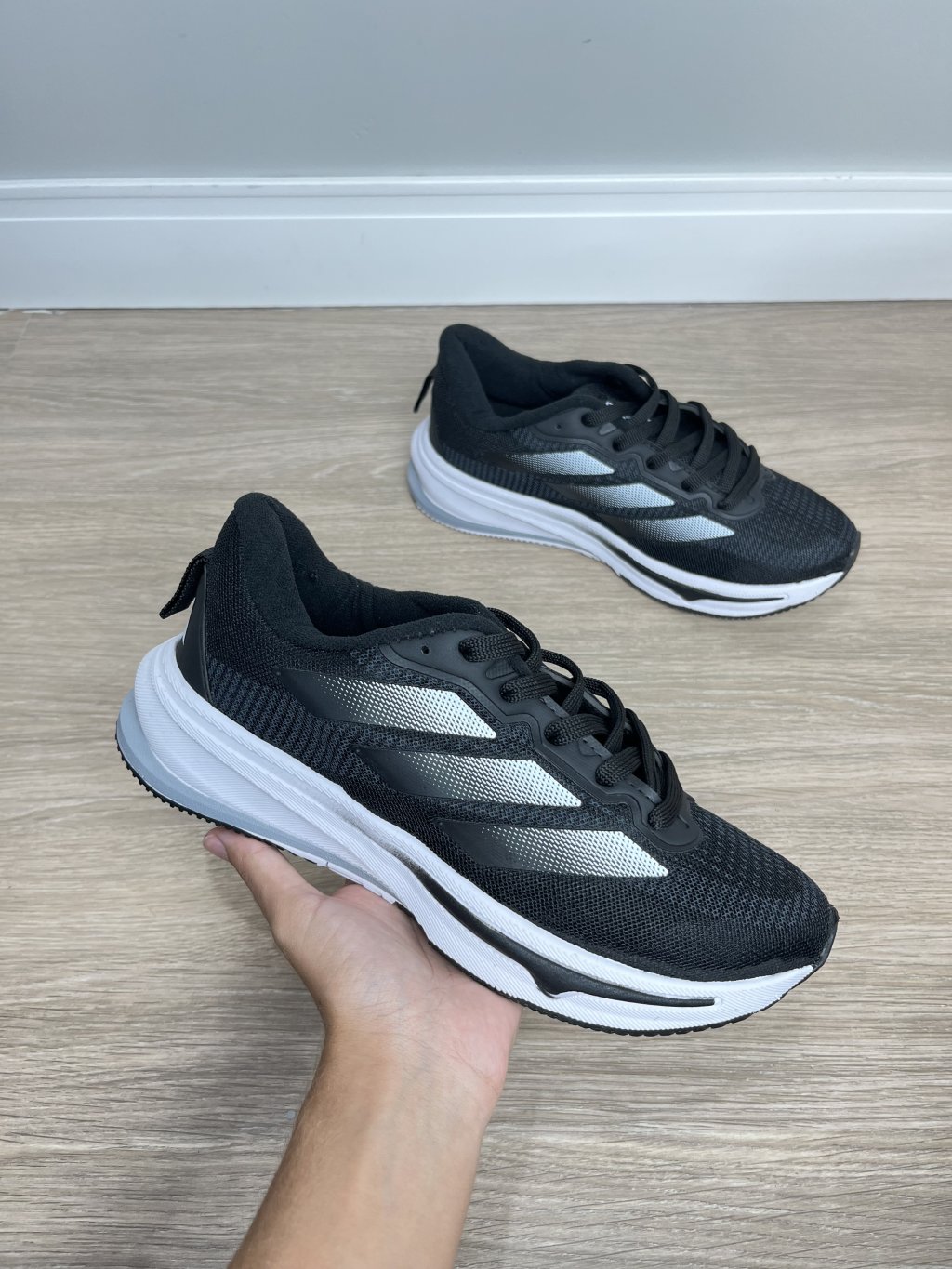 Adidas sl2