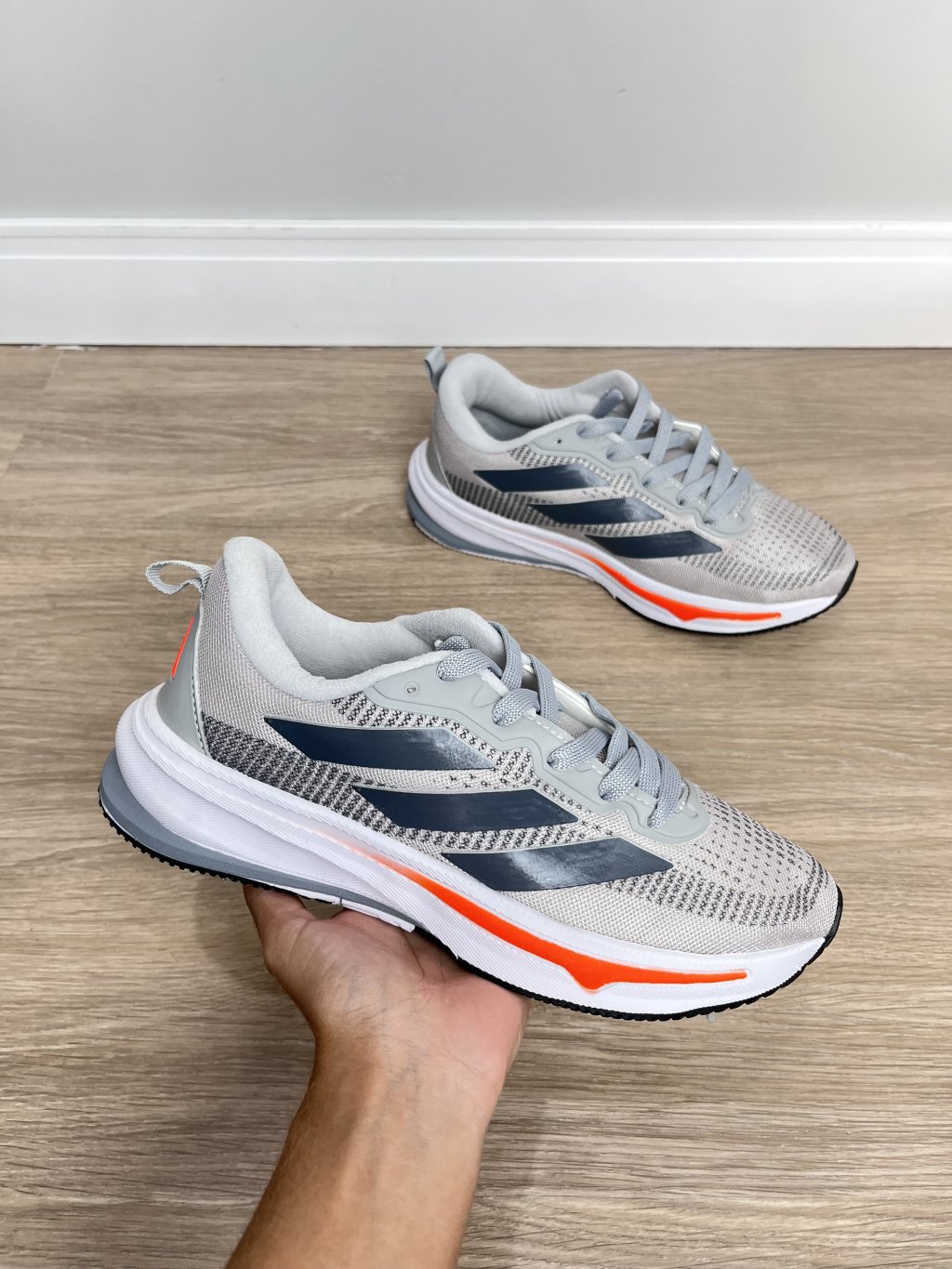 Adidas sl2