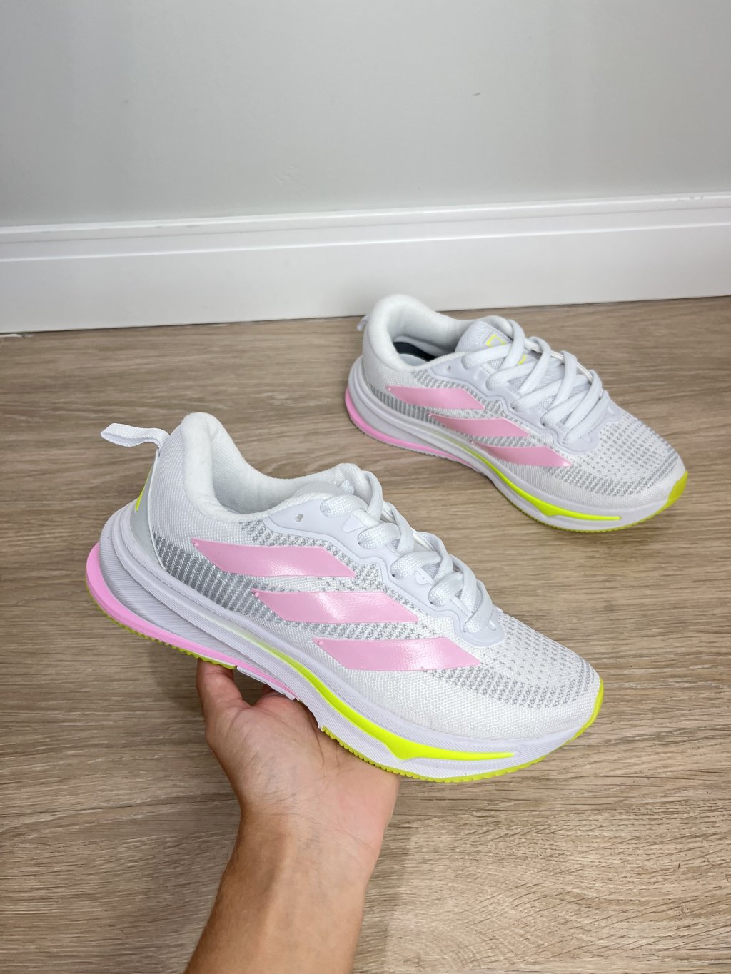 Adidas sl2