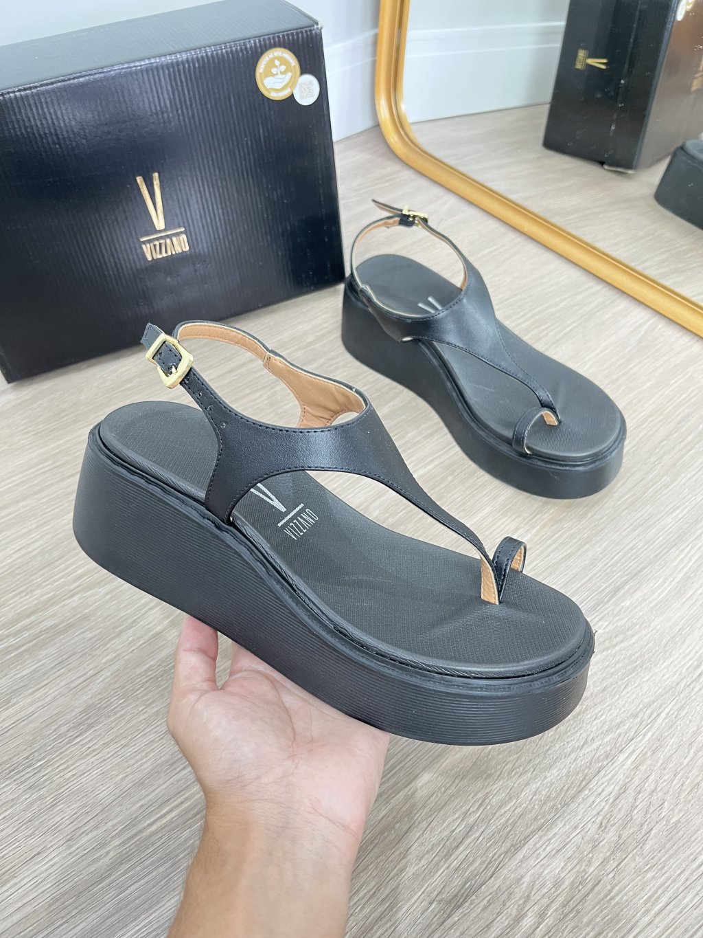 Papete Vizzano flat dedo 