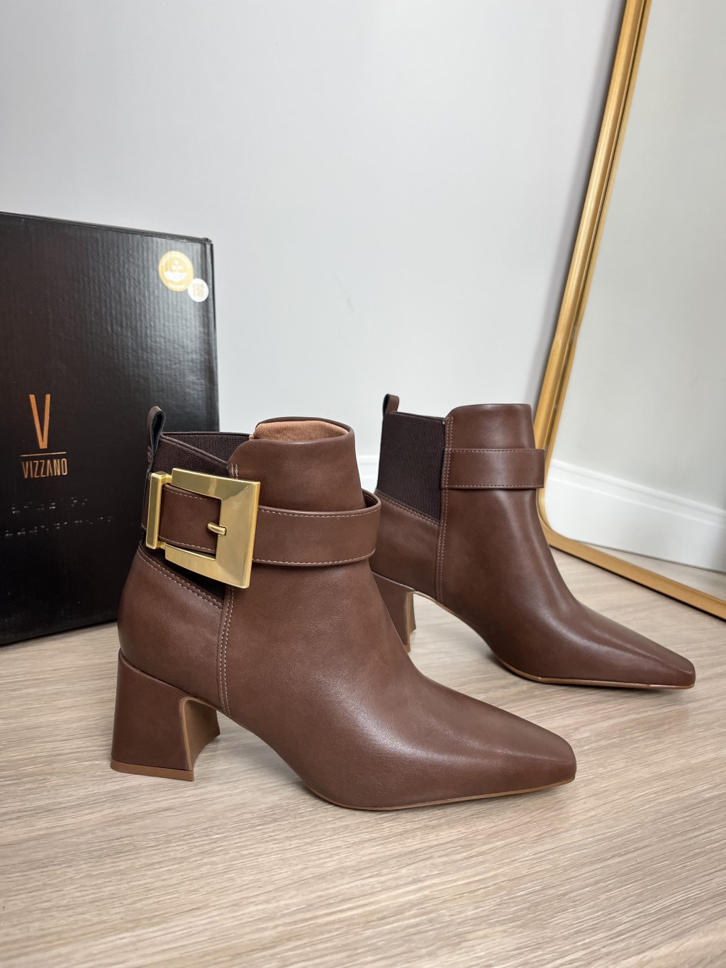 Bota fivela lateral Vizzano 
