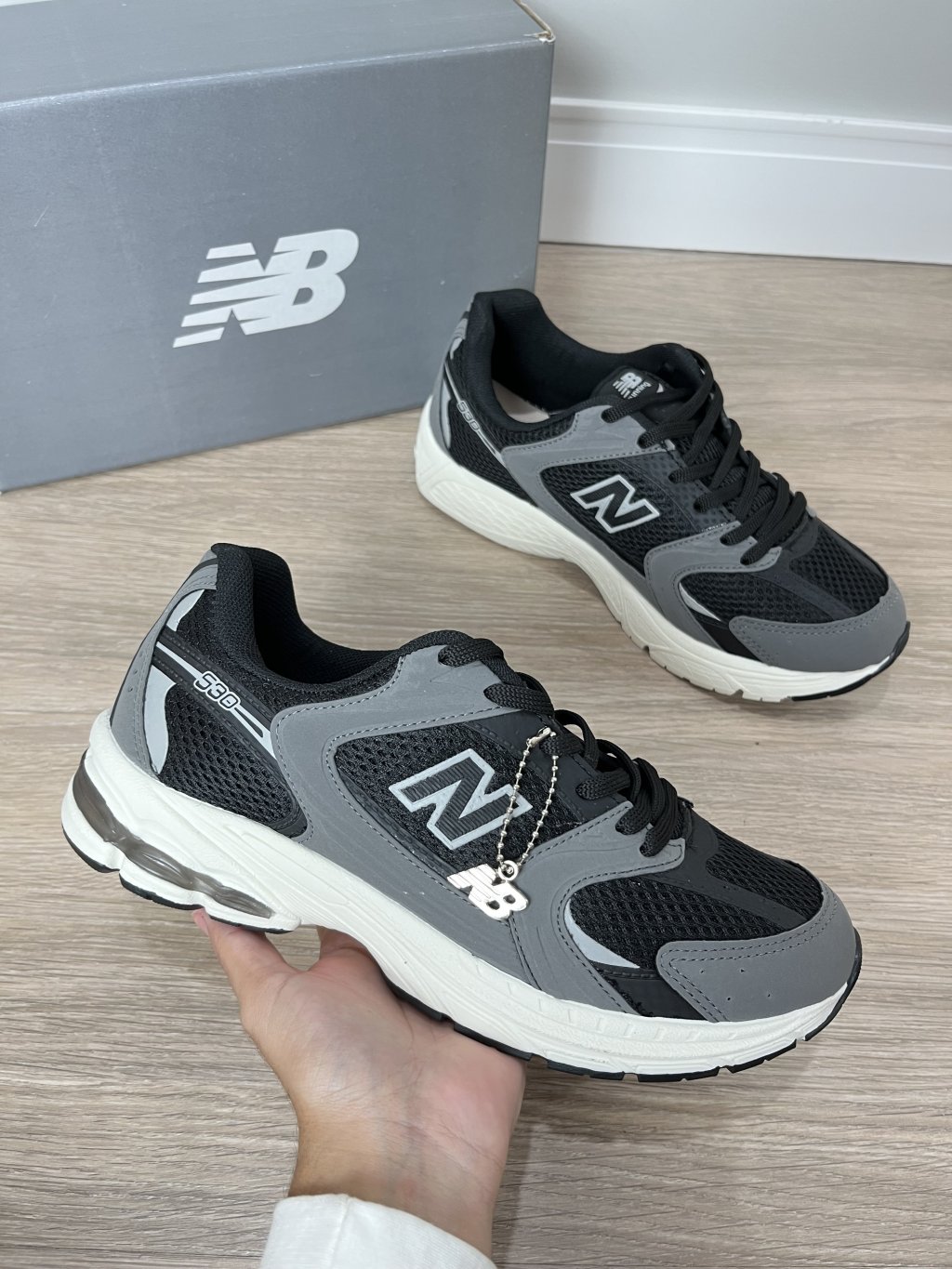 New Balance 530